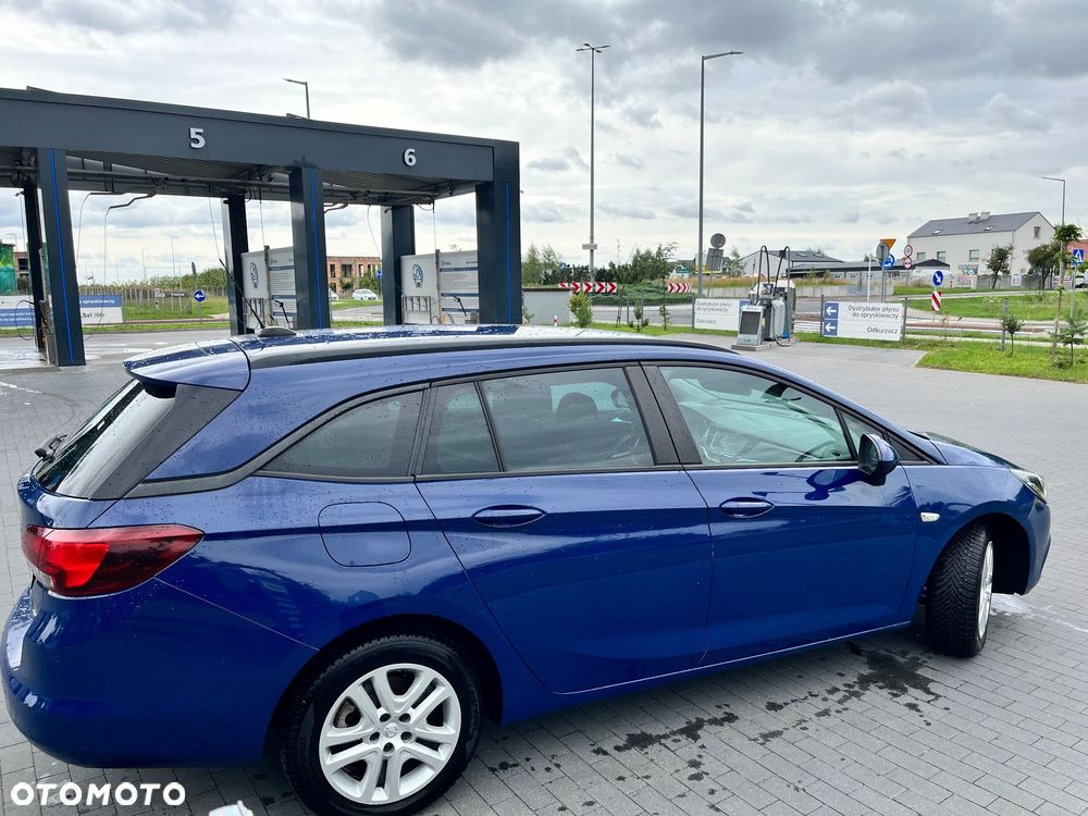 Opel Astra 1.6 CDTI Automatik Active - 3