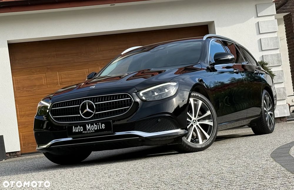 Mercedes-Benz E-Class 2022 photo 2