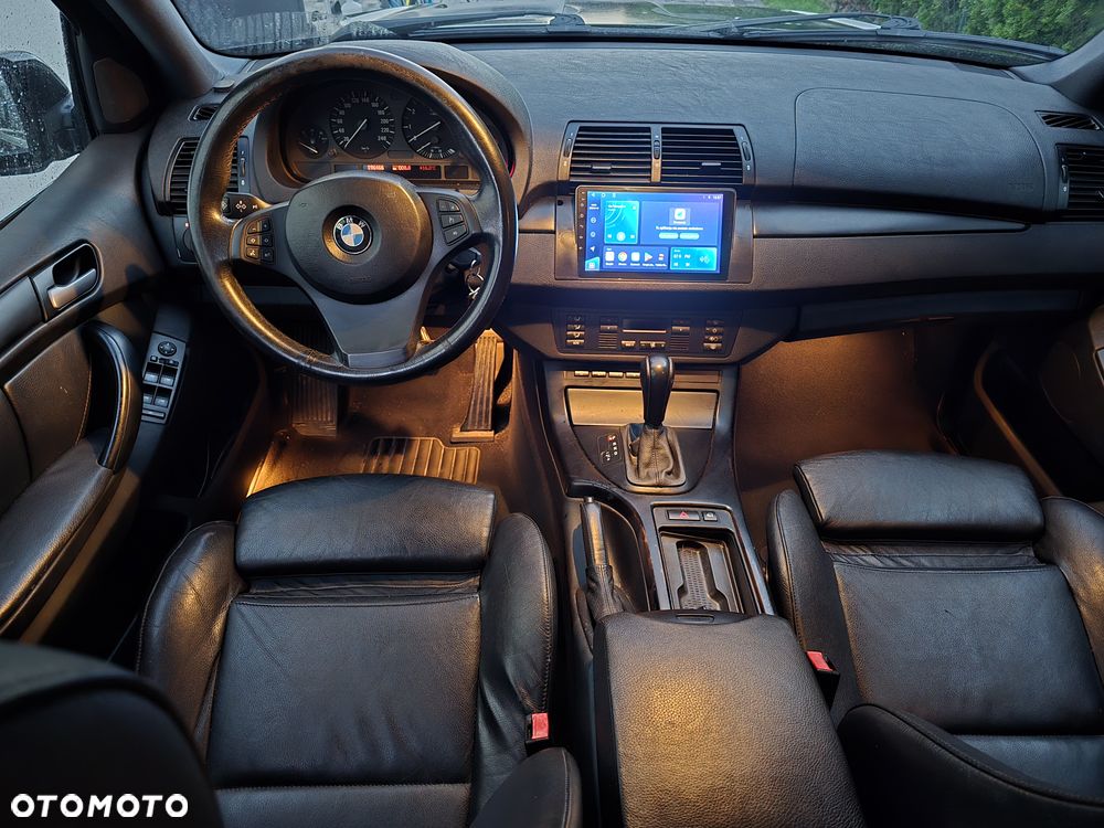 BMW X5 4.4i - 21