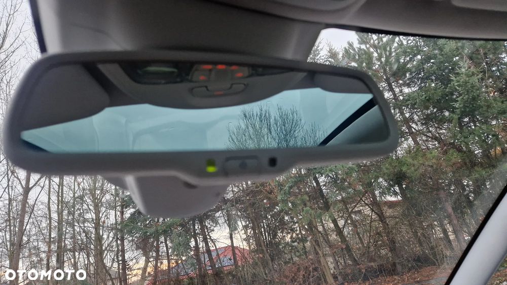 Fiat 500L City Cross 1.4 16V T-Jet - 25