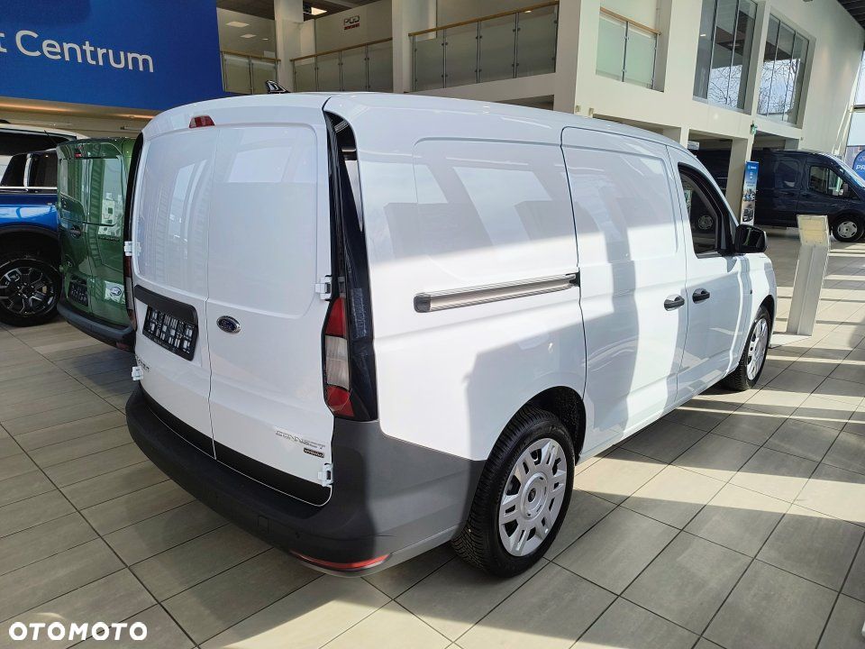 Ford Transit Connect - 4