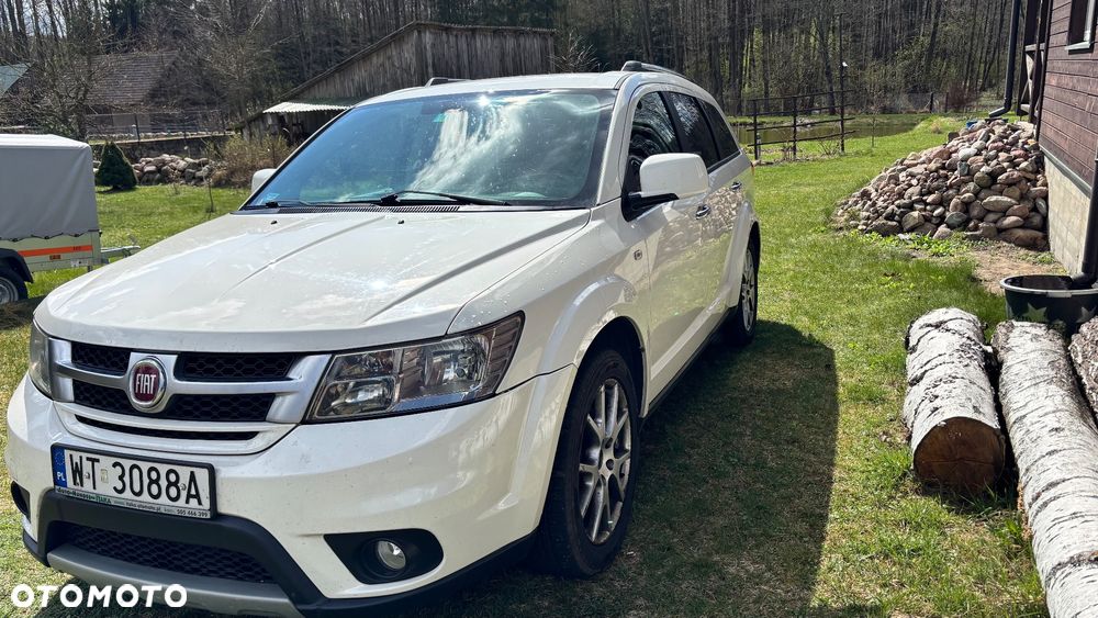 Fiat Freemont 2.0 Multijet Black Code AWD - 4