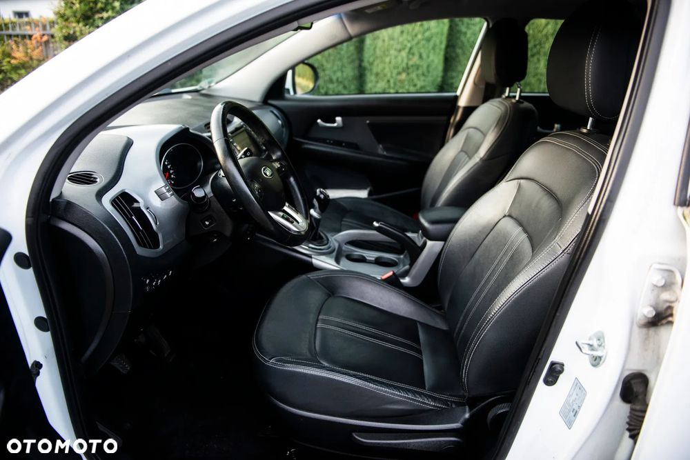 Kia Sportage 1.6 GDI 2WD ISG Dream-Team Edition - 18