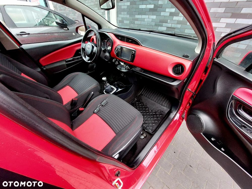 Toyota Yaris 1.33 Premium - 7