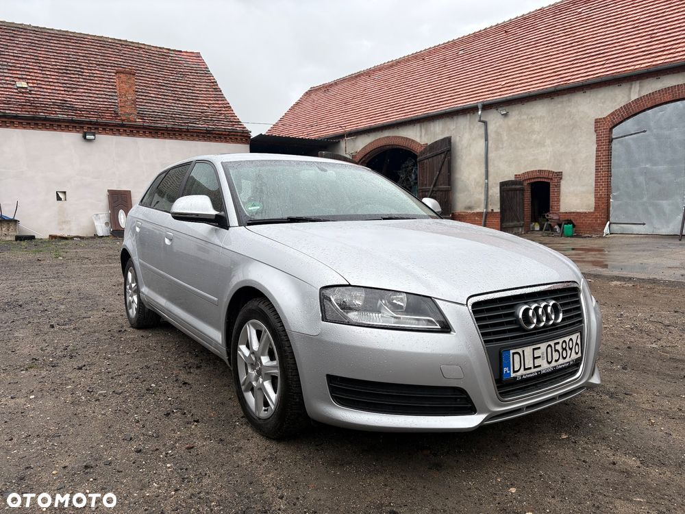 Audi A3 Sportback 1.8 TFSI Attraction - 9
