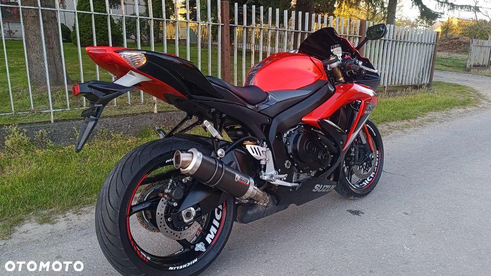 Suzuki GSX-R - 3