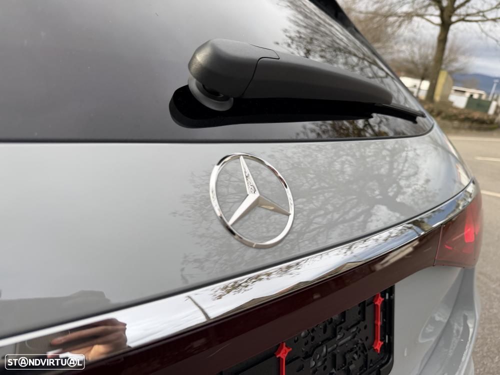 Mercedes-Benz E 300 e AMG Line - 18