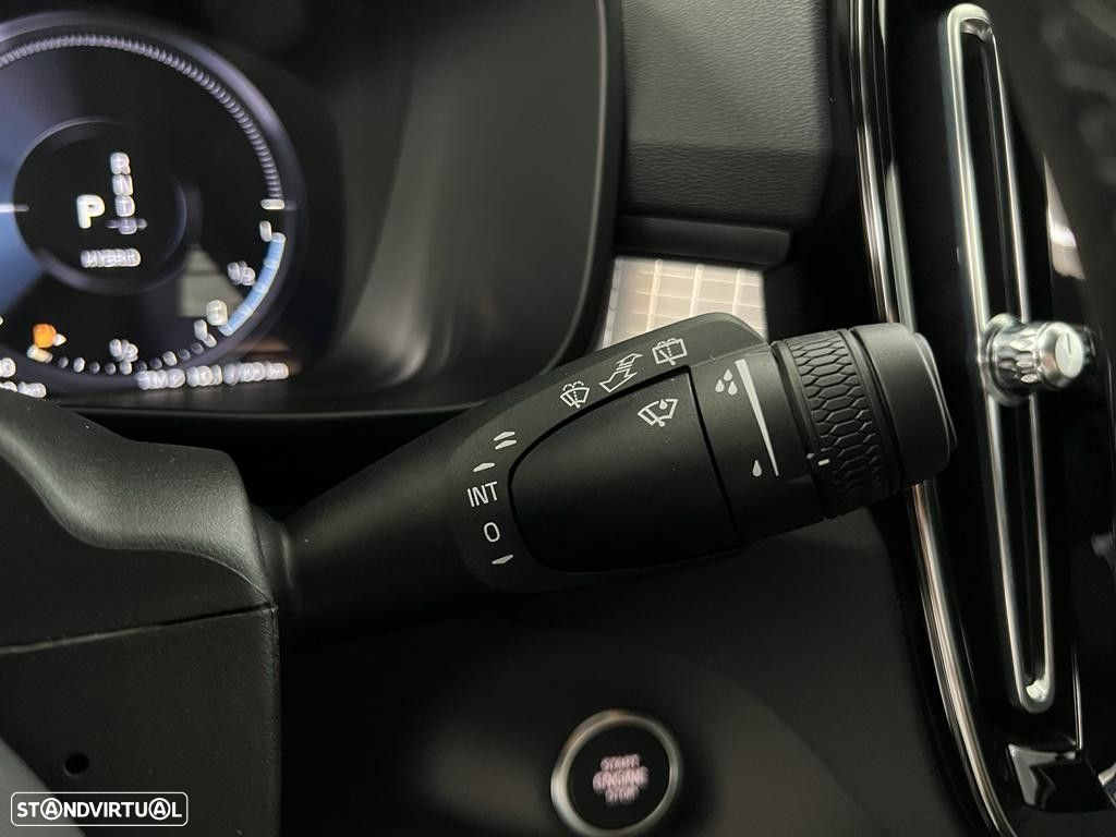 Volvo XC 40 1.5 T4 PHEV Plus Dark - 23