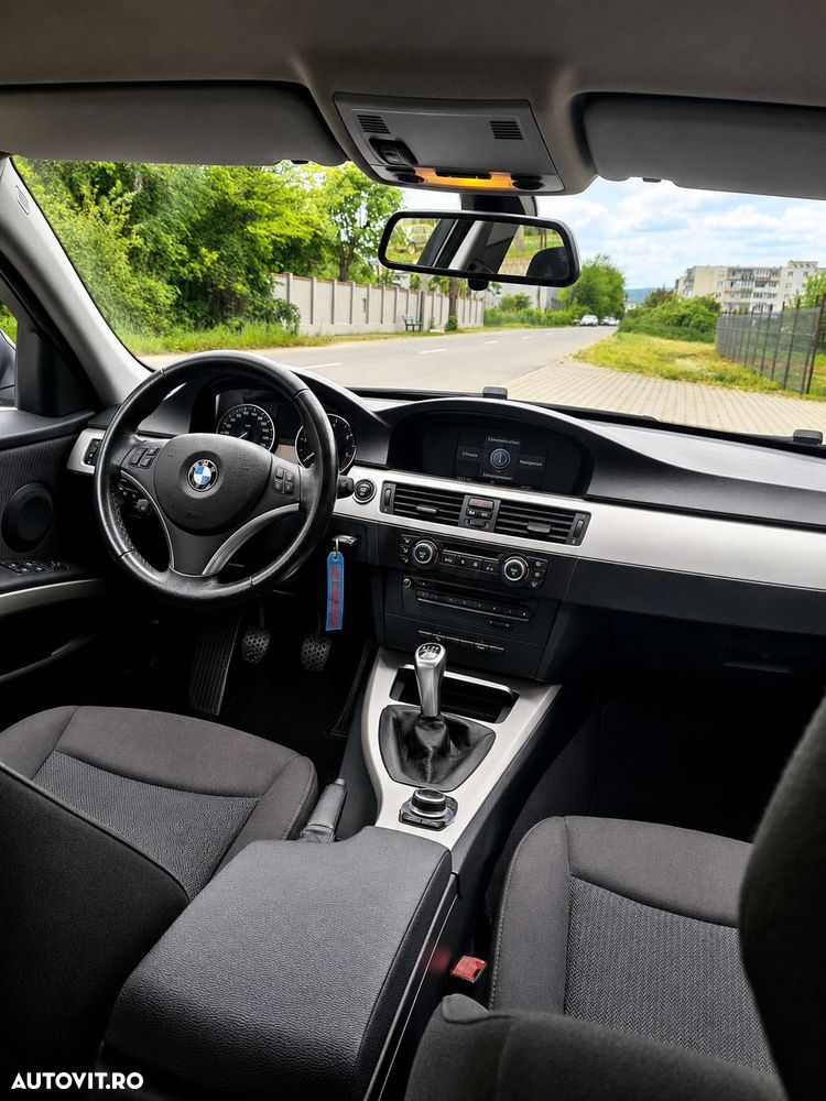 BMW Seria 3 320d - 7