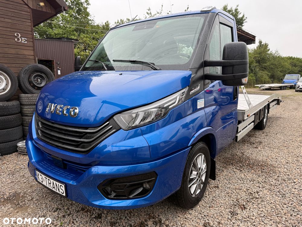 Iveco DAILY - 12