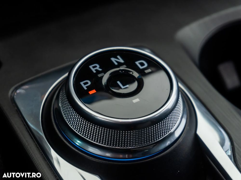 Ford Kuga 2.5 Duratec PHEV ST-LINE - 30