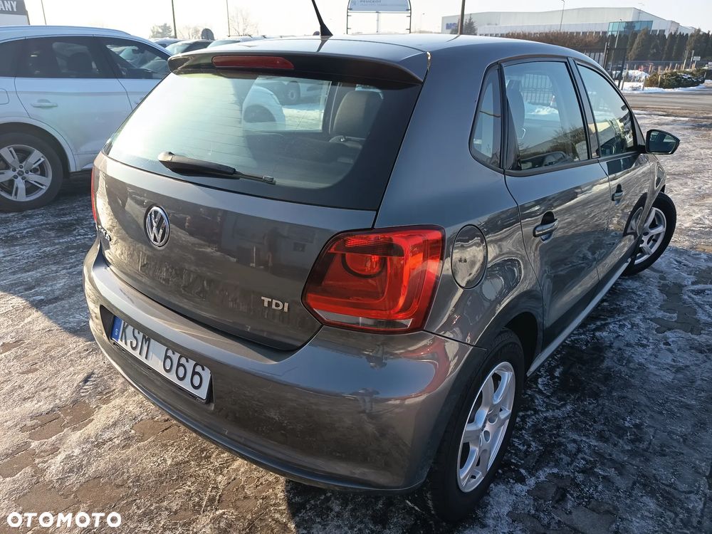 Volkswagen Polo 1.6 TDI DSG Comfortline - 6