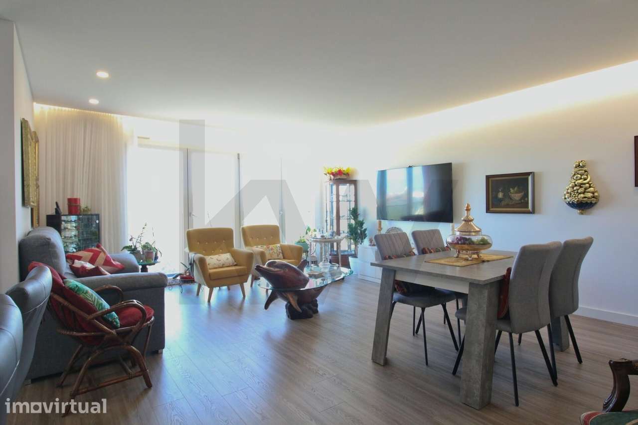 Exclusividade e Design: T2 de Luxo na Quinta da Piedade - Grande imagem: 4/60