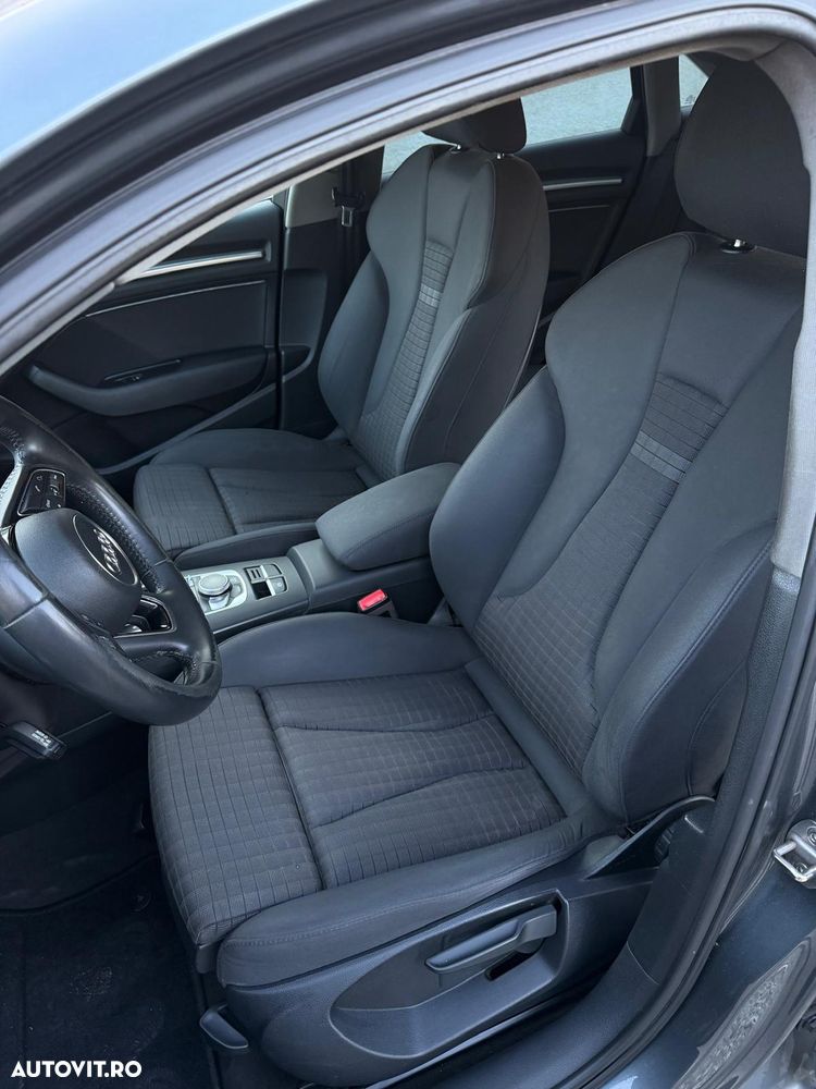 Audi A3 2.0 TDI S tronic Design - 6