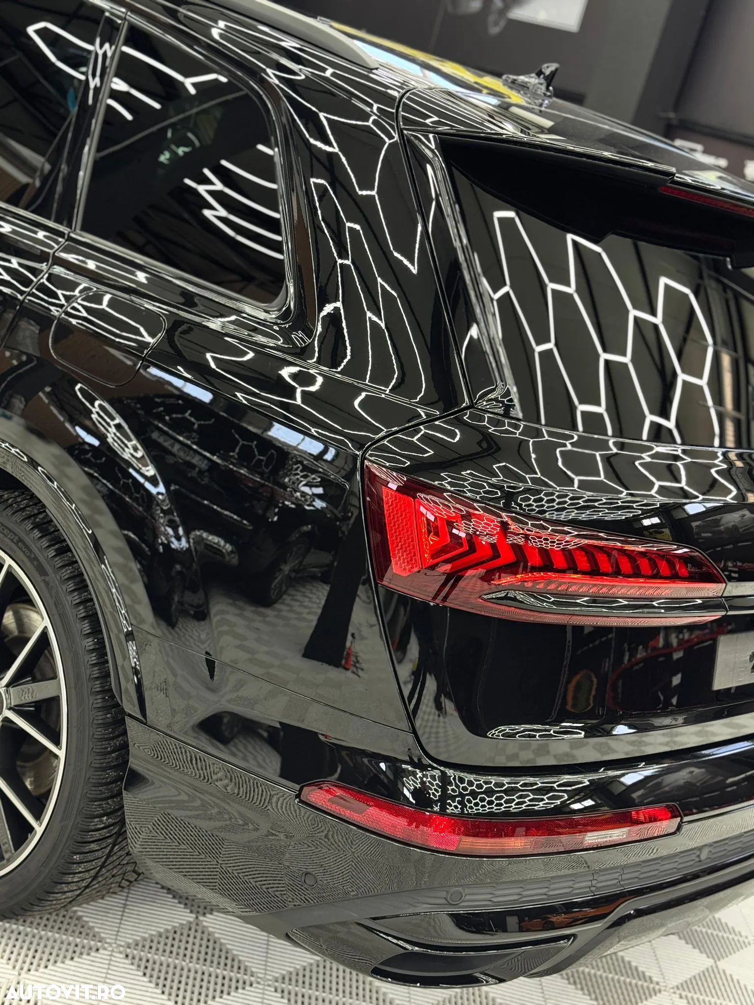 Audi Q7 60 TFSI e quattro tiptronic S line - 4