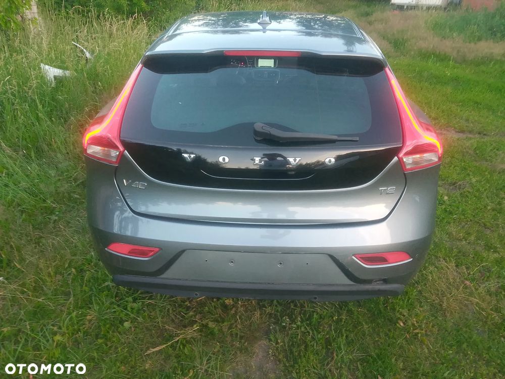 Volvo V40 T2 Drive-E Ocean Race - 11