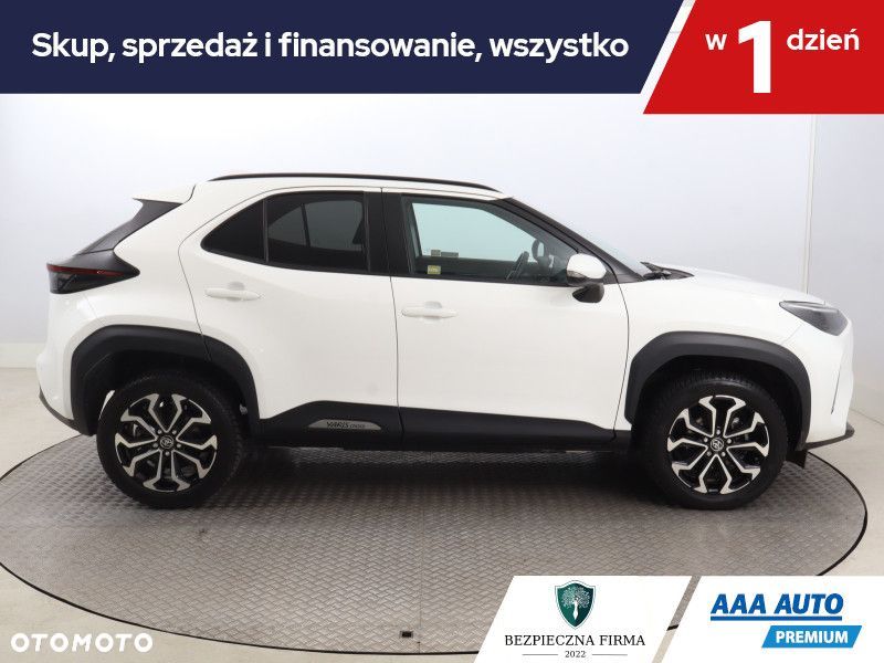 Toyota Yaris Cross - 8