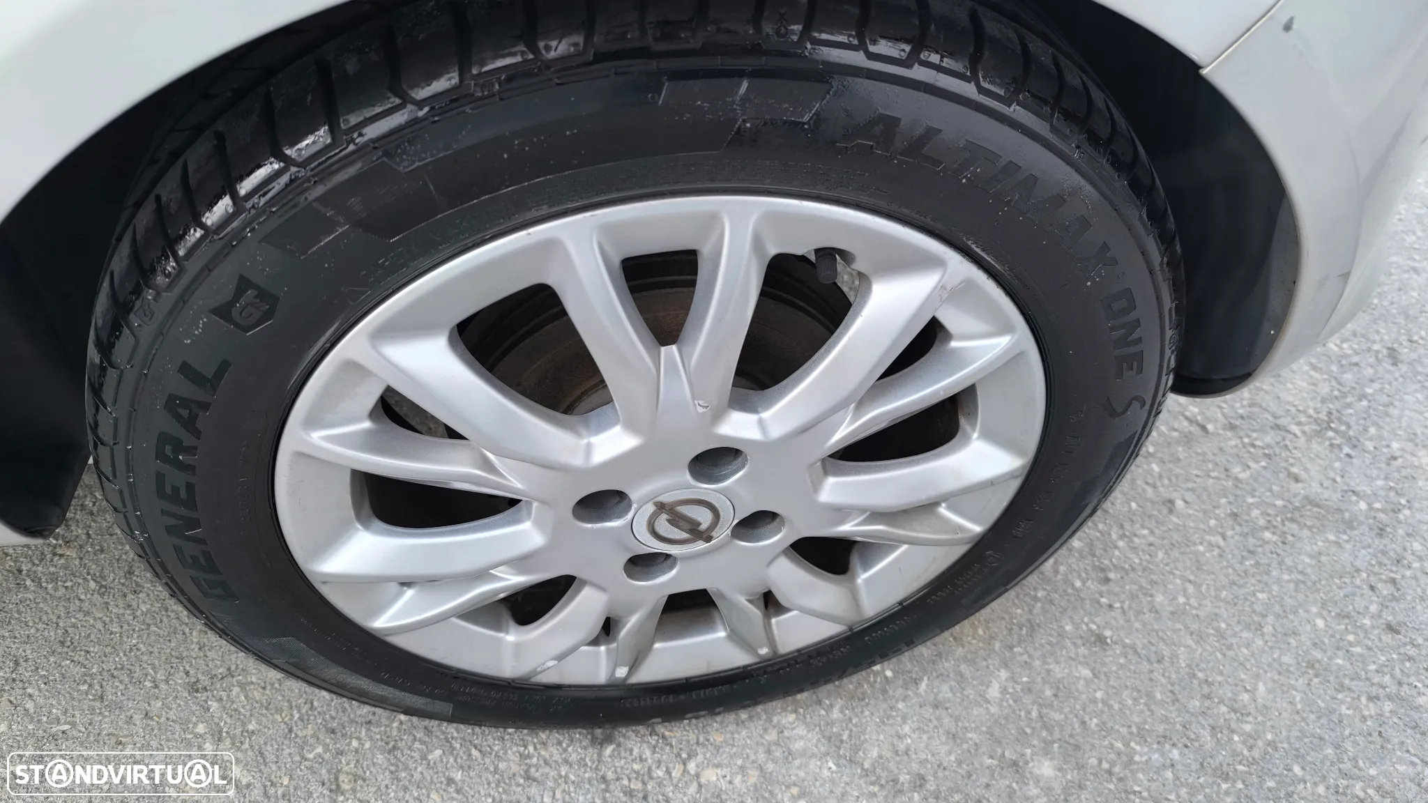 Opel Corsa 1.2 Cosmo - 45