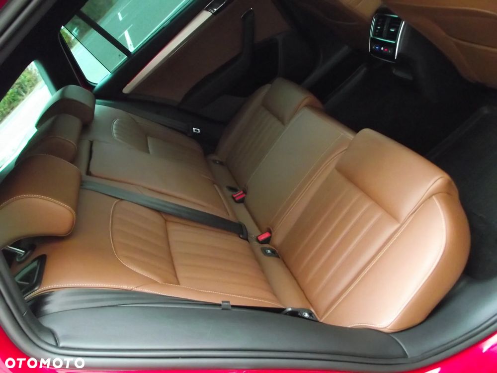 Skoda Superb 2.0 TSI 4x4 L&K DSG - 20