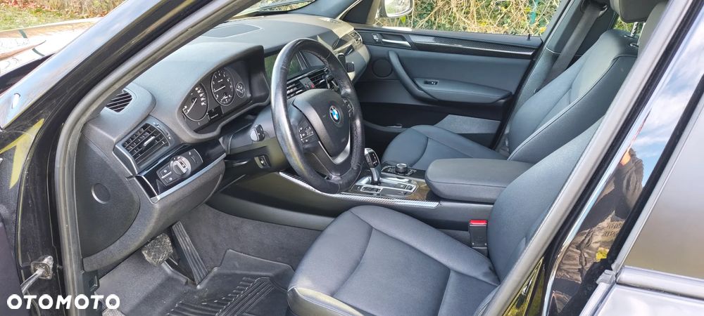 BMW X3 xDrive28i Sport-Aut - 16