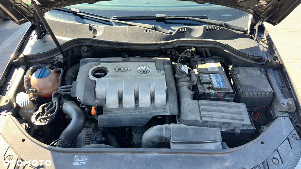 Volkswagen Passat 2.0 TDI DPF DSG Comfortline - 22