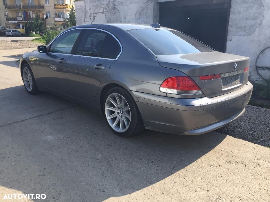Dezmembrez bmw seria 7(e65) 2004 - 1