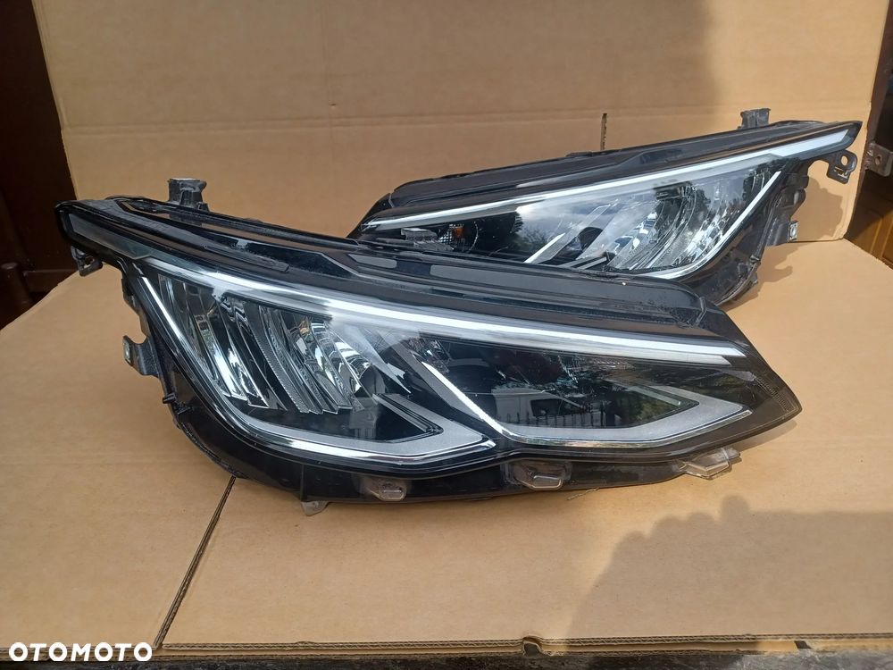 Full Led przedni prawy lewy VW Golf VIII 8 lampa 5H1 - 1