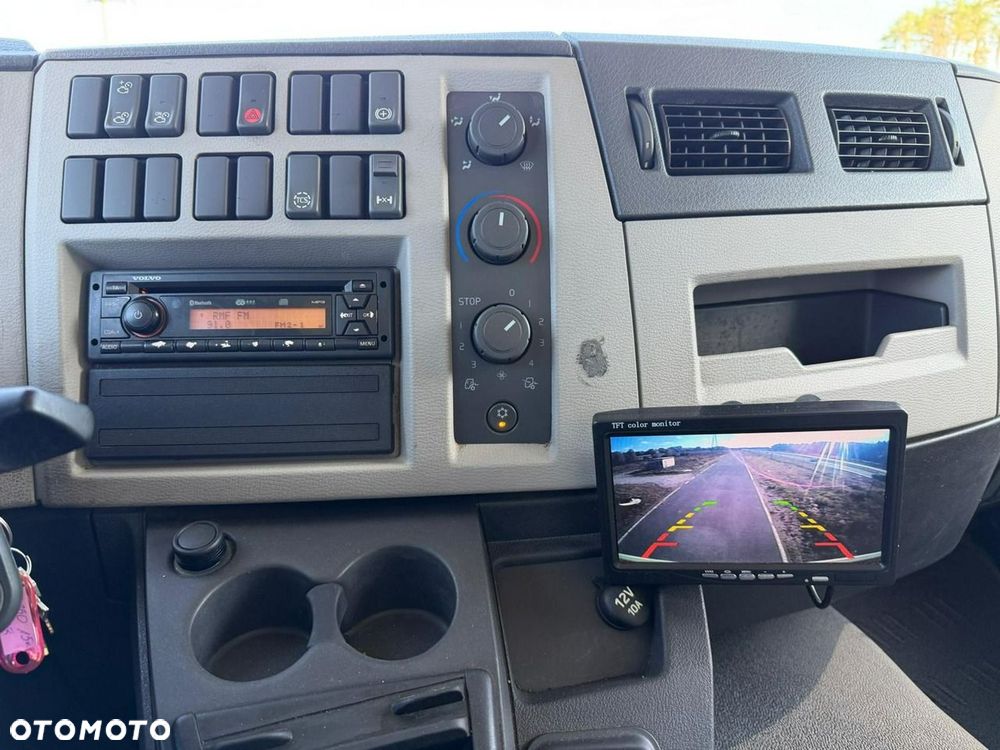 Volvo FL 250 KLIMA PODUSZKA WINDA KLAPA PRZEBIEG UDOKUMENTOWANY - 25