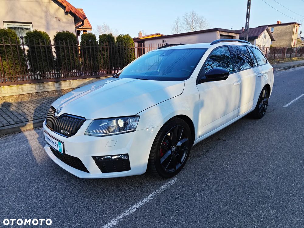 Skoda Octavia 2.0 TDI RS Challenge DSG - 6