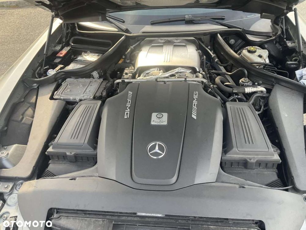 Mercedes-Benz AMG GT - 11