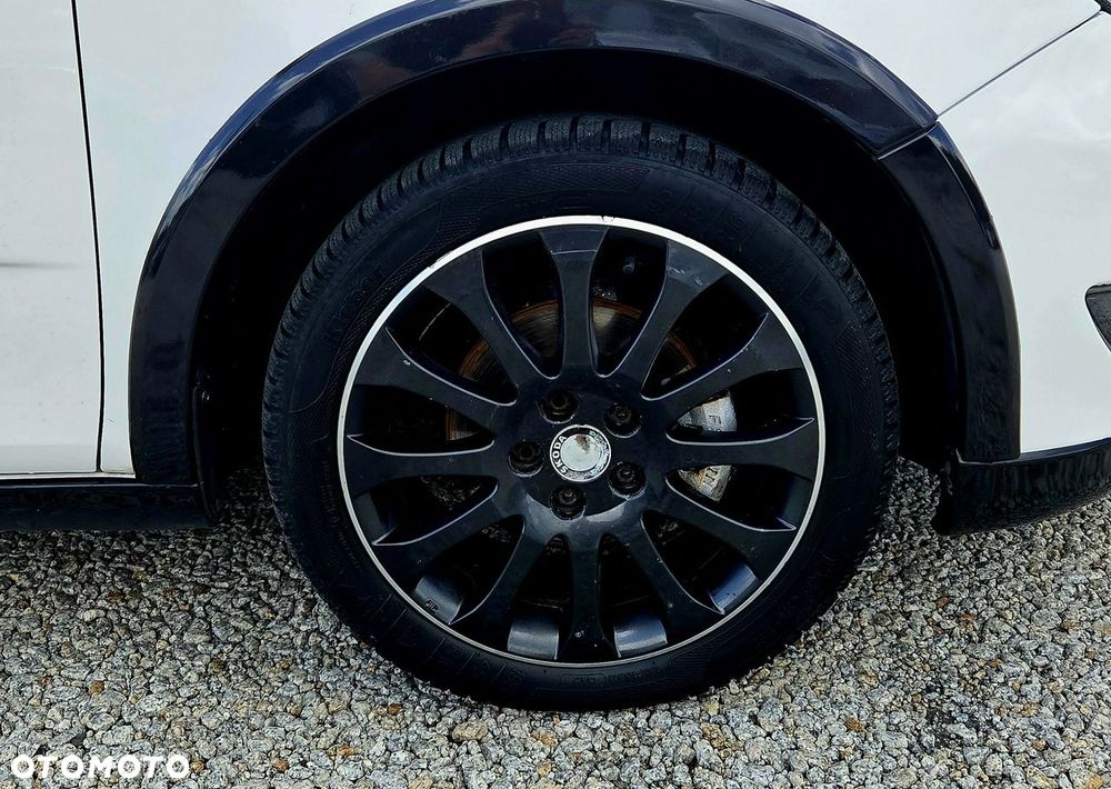 Skoda Fabia 1.6 TDI DPF Monte Carlo - 16