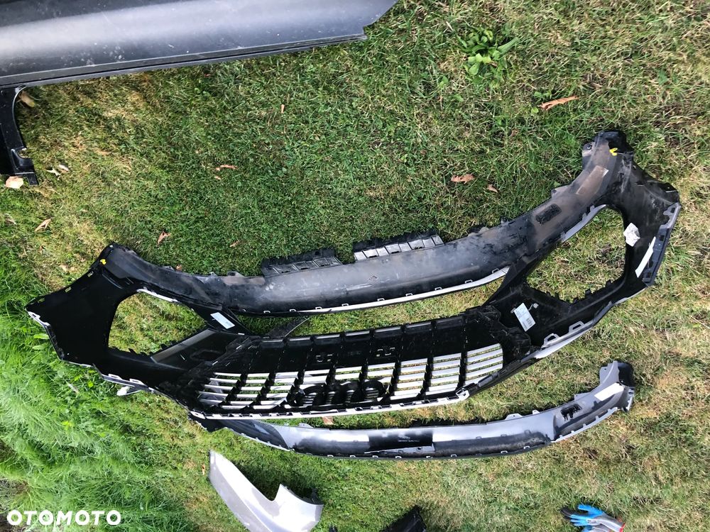 ZDERZAK AUDI Q3 83A 18-22 S-LINE PRZÓD GRILL - 19