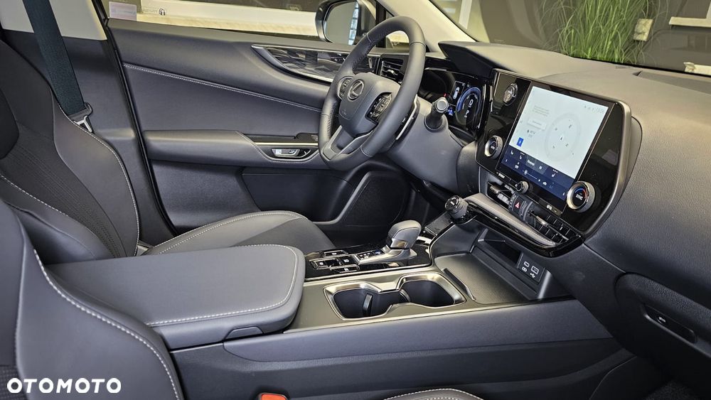 Lexus NX 350h Prestige 2WD - 18