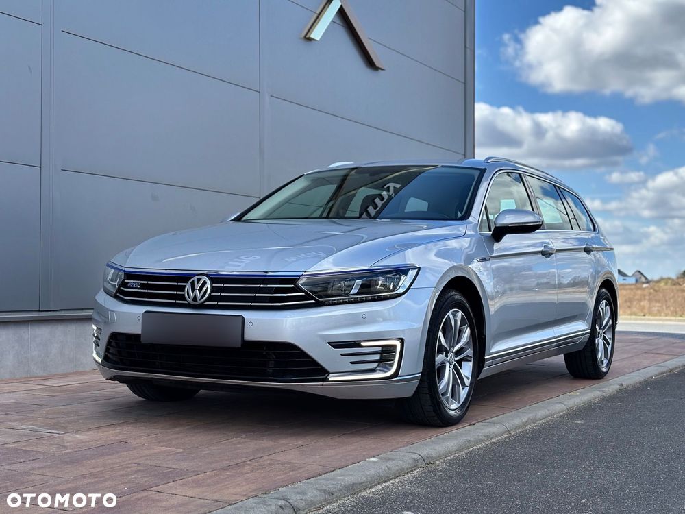 Volkswagen Passat - 10