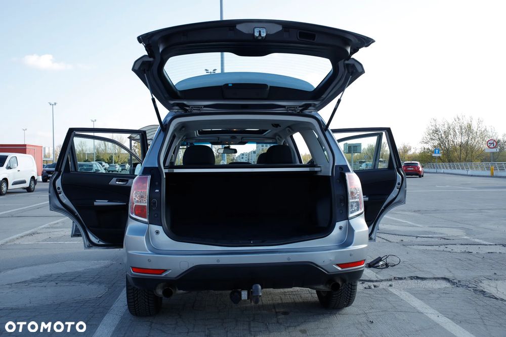 Subaru Forester 2.0D XE 000 - 9