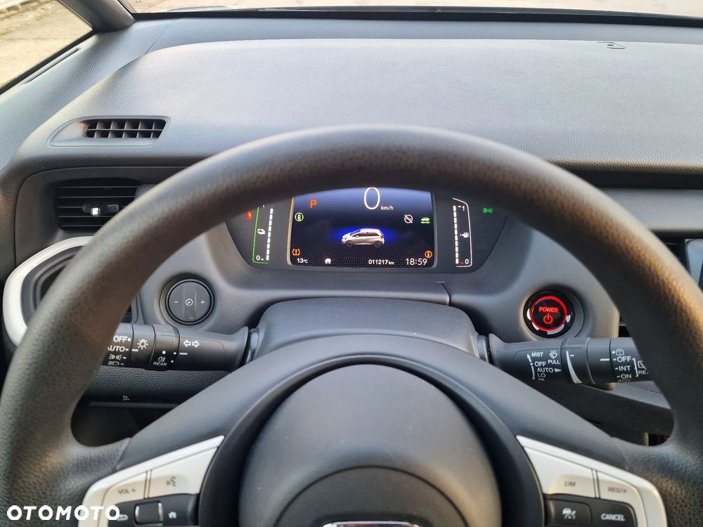 Honda Jazz ver-1-5-i--vtec-cvt-dynamic - 16