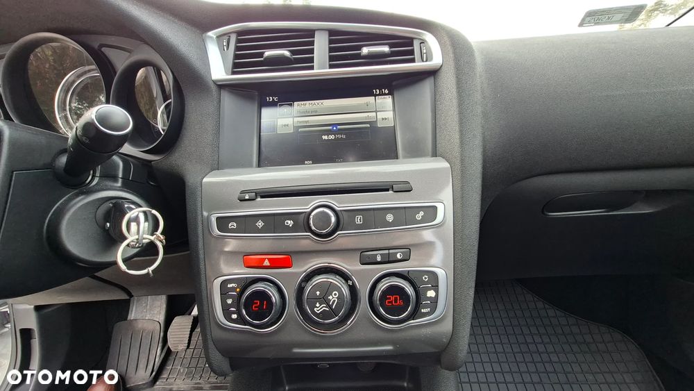 Citroën C4 1.2 PureTech Feel - 10