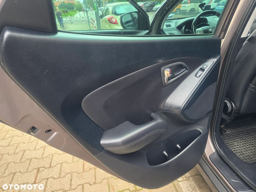 Hyundai ix35 2.0 CRDi Style - 10