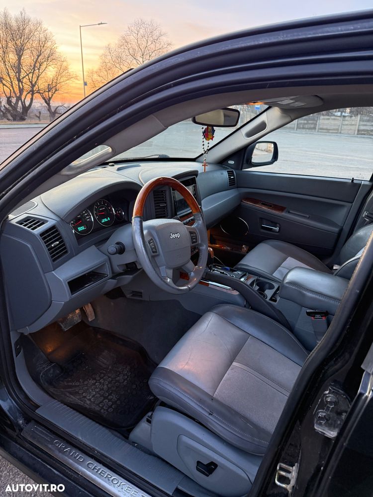 Jeep Grand Cherokee - 6