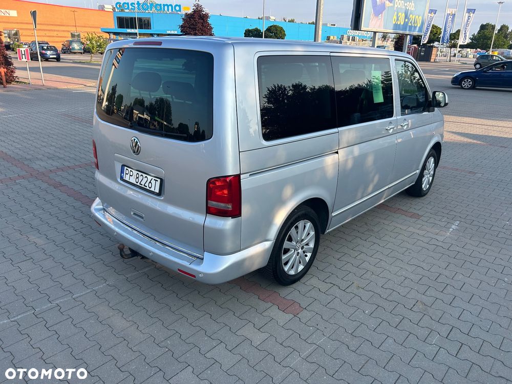 Volkswagen Multivan - 12