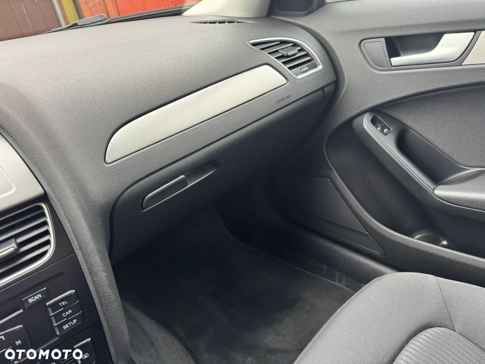 Audi A4 Avant 2.0 TDI 120g DPF Attraction - 15