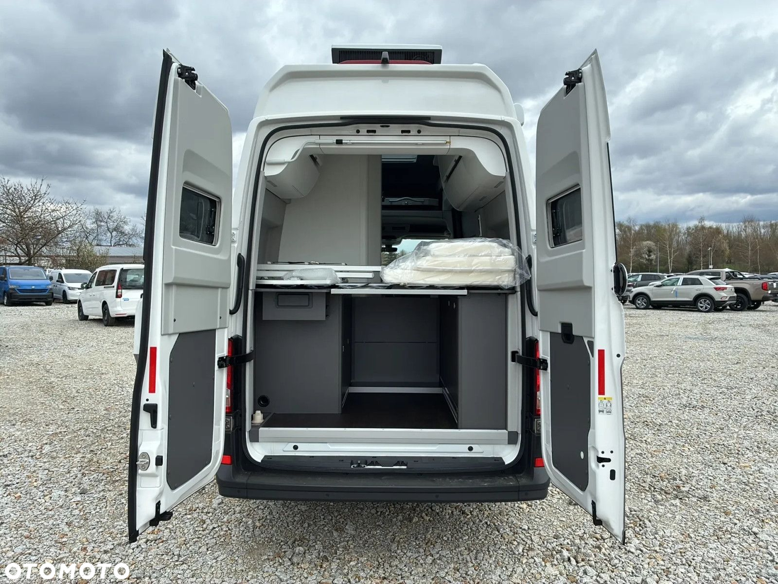 Volkswagen California - 10