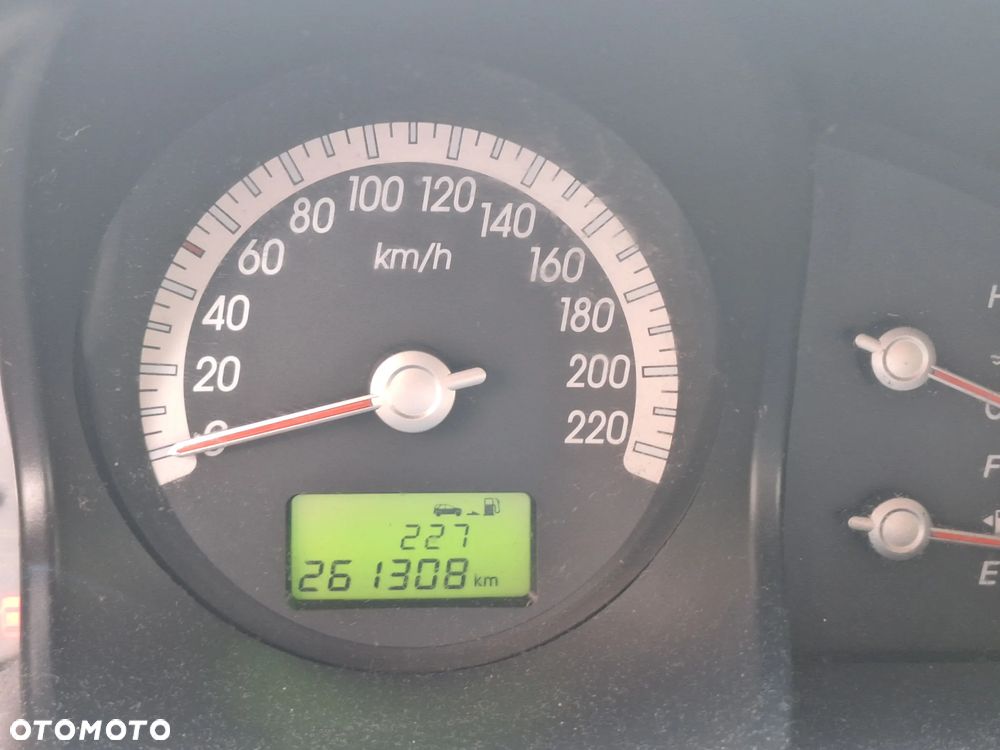 Kia Sportage 2.0 CRDI 4WD Champ - 5