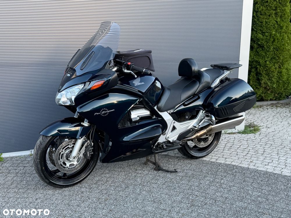 Honda ST - 28