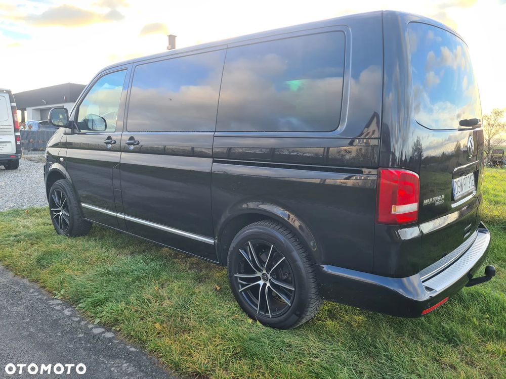 Volkswagen Multivan - 34