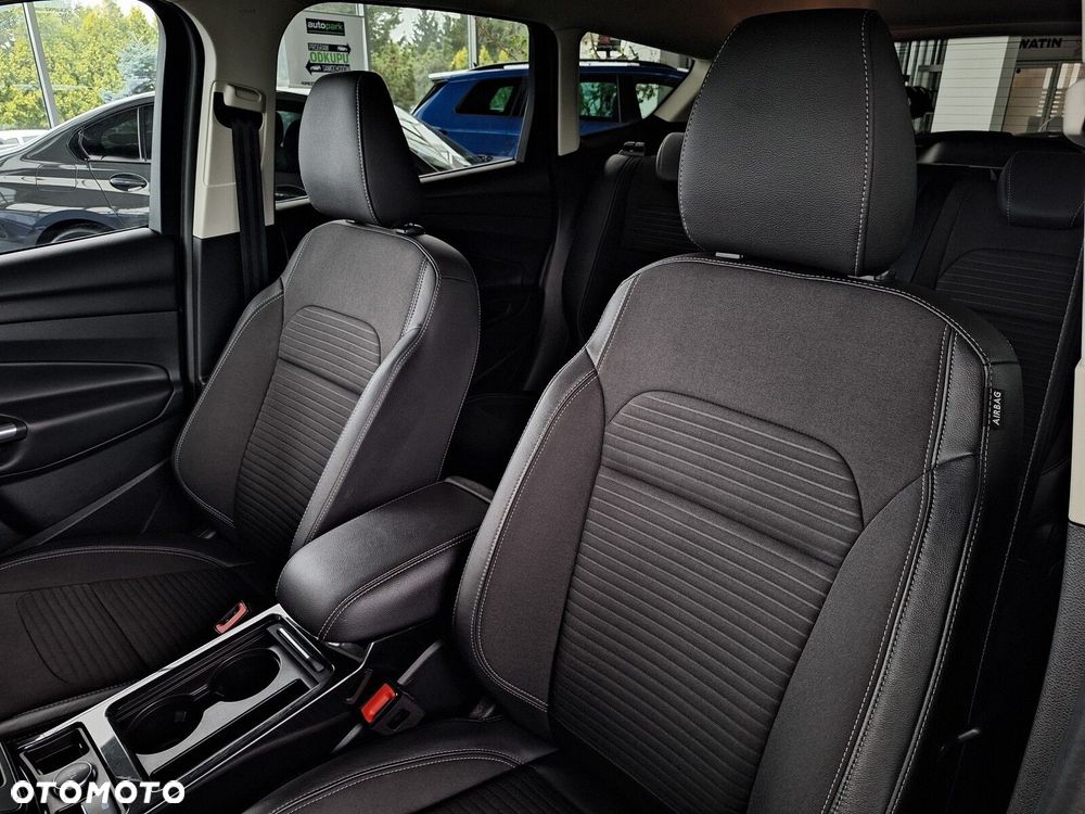 Ford Kuga - 19