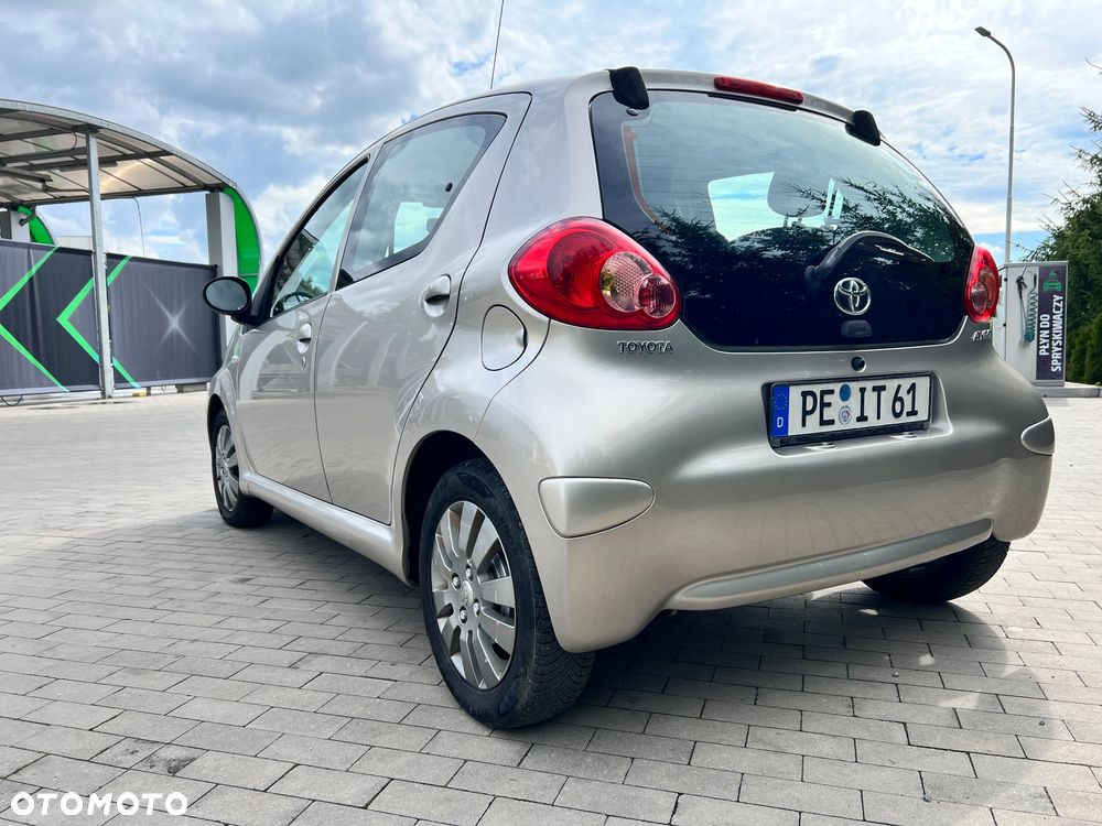 Toyota Aygo ckIN2U - 17