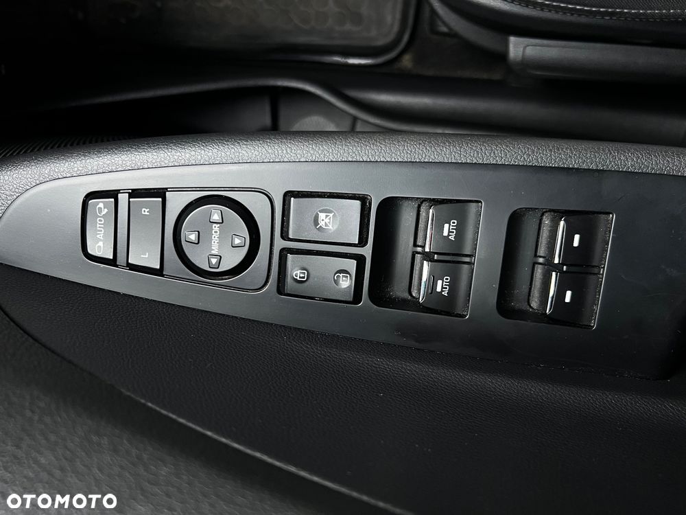 Hyundai Tucson 1.6 GDI BlueDrive Style 2WD - 23