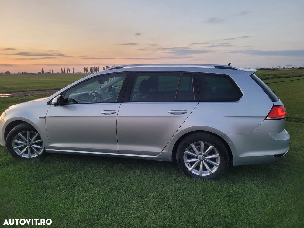 Volkswagen Golf Variant 1.6 TDI BlueMotion Technology Lounge - 2