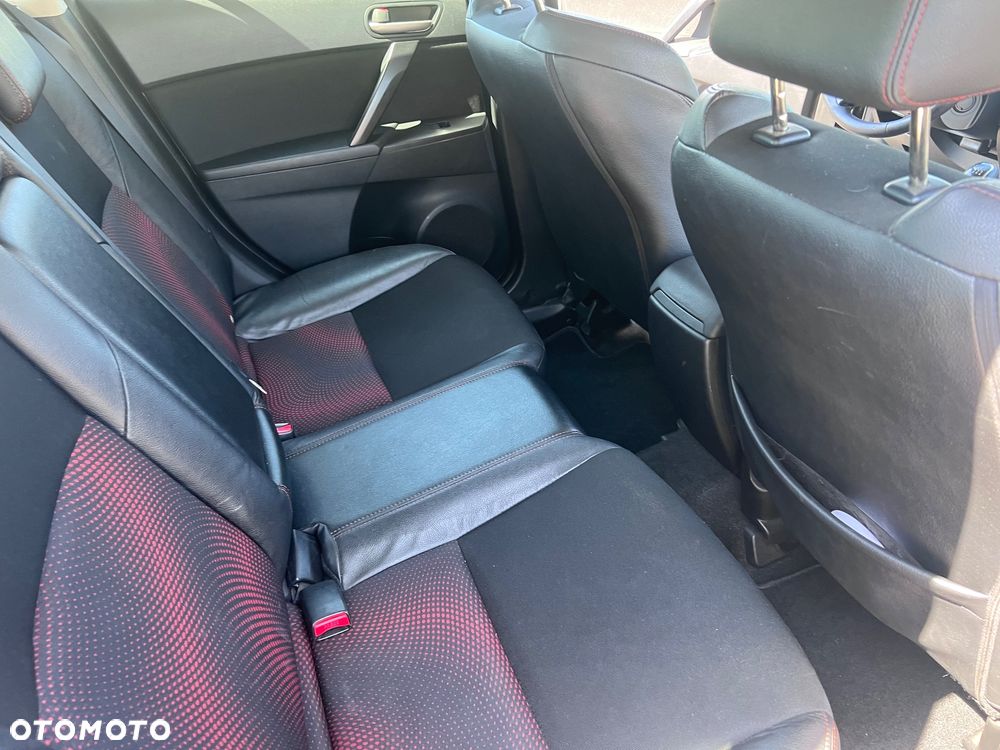 Mazda 3 - 5